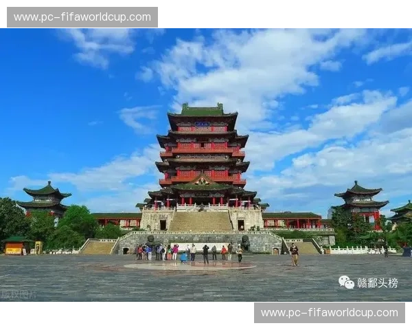 谁才是中国低调省份的“卷王”？贵州VS江西：一场关于山水、辣度与灵魂的巅峰对决